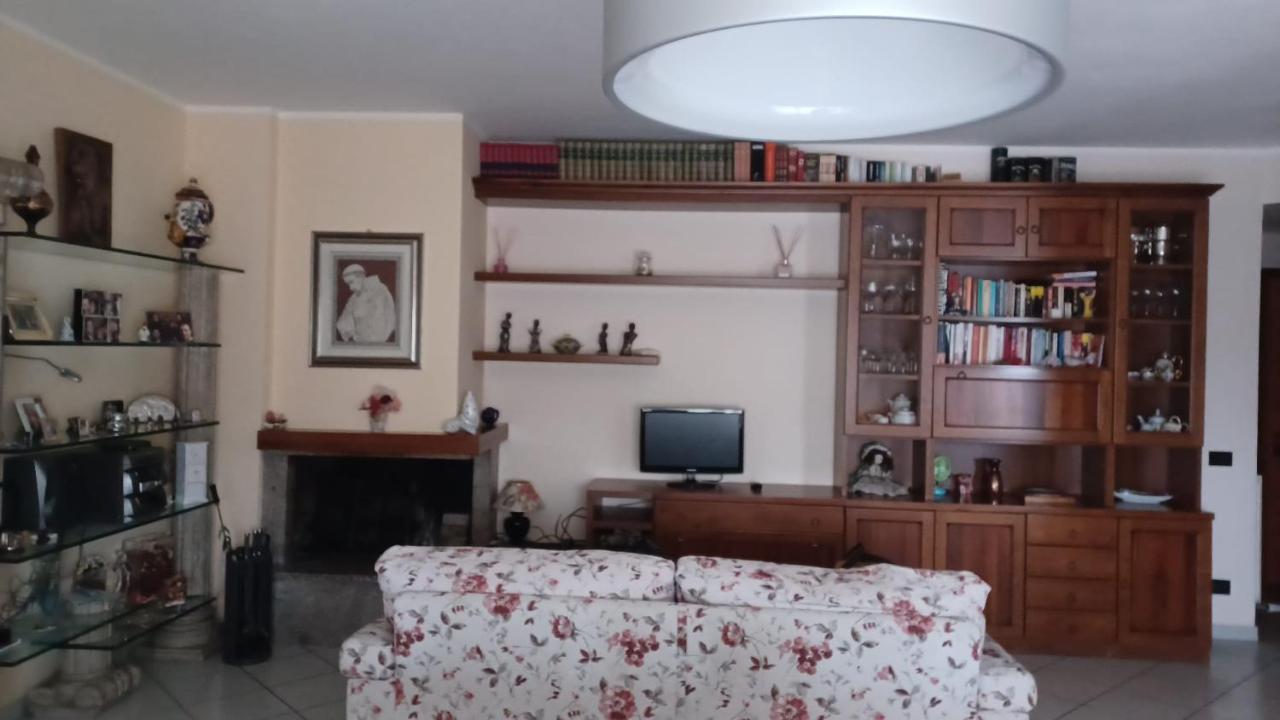 Appartamento Completo A Deruta Con 2 Camere Esterno foto